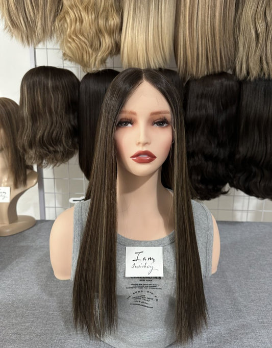 Natuarl Color With Highlights 22inch Sligt Layer HD Lace Top Wig