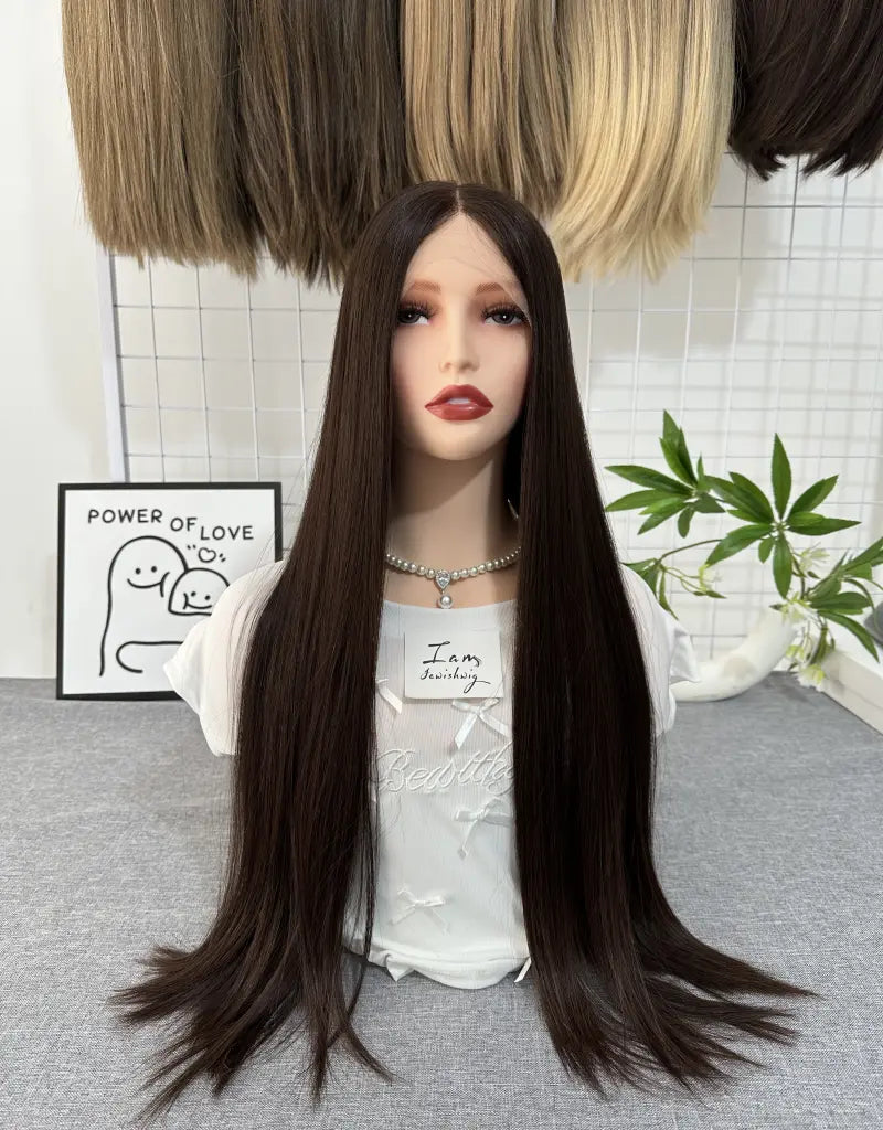 #68 Lace Top Wig 28inch Natural Straight Mini Layer