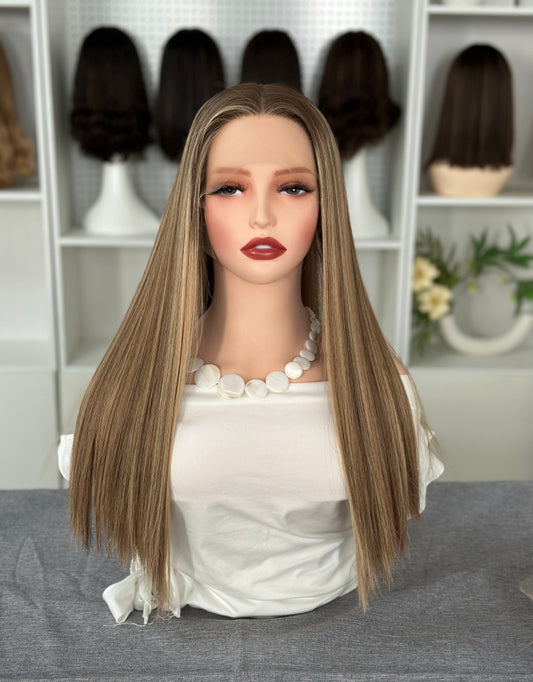 Lace top wig 22inch Slight layer