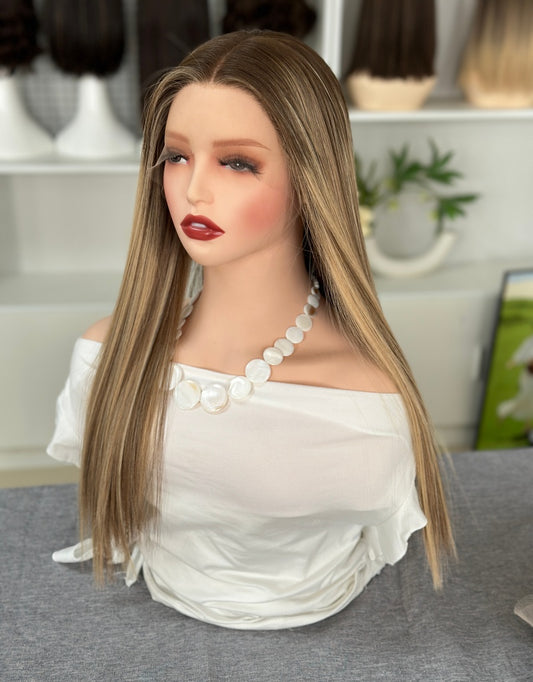 Lace top wig 22inch Slight layer