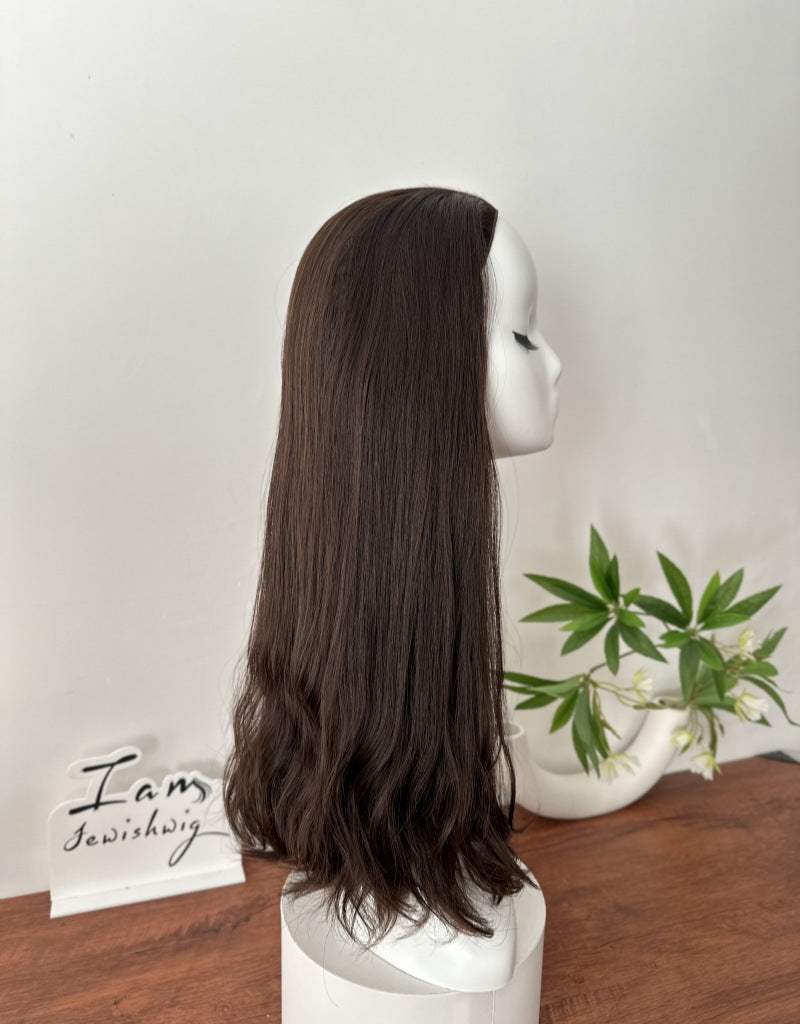 #6/8 Bandfall Wig 22inches Slight Layer Wavy Hair