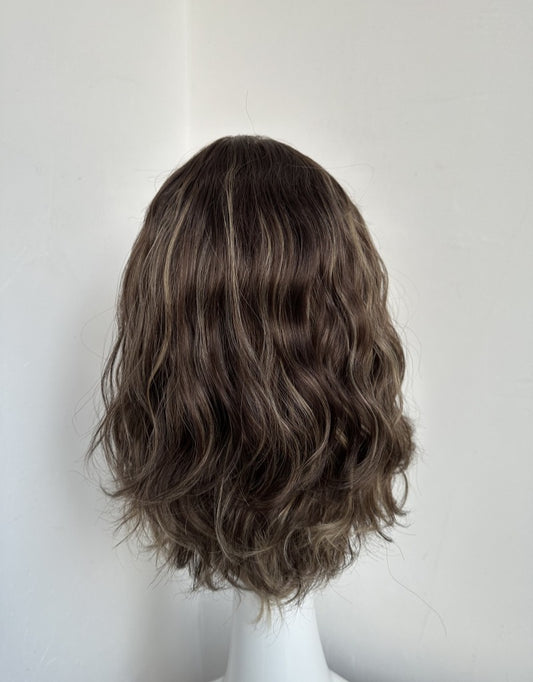 #6/12with Highlight Wavy 14inch Slight Layer HD Lace Top Wig
