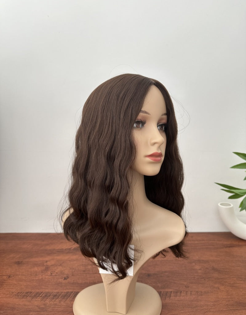 #6/8 Wavy 18inch No Layer Silk Top Wig