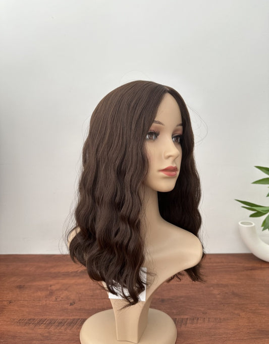 #6/8 Wavy 18inch No Layer Silk Top Wig