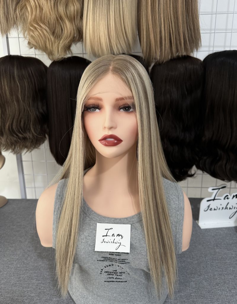 Light Gold 20inch Slight Layer HD Lace Top Wig