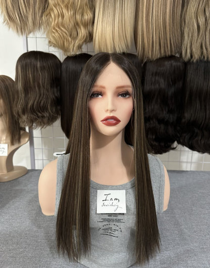 Natuarl Color With Highlights 22inch Sligt Layer HD Lace Top Wig