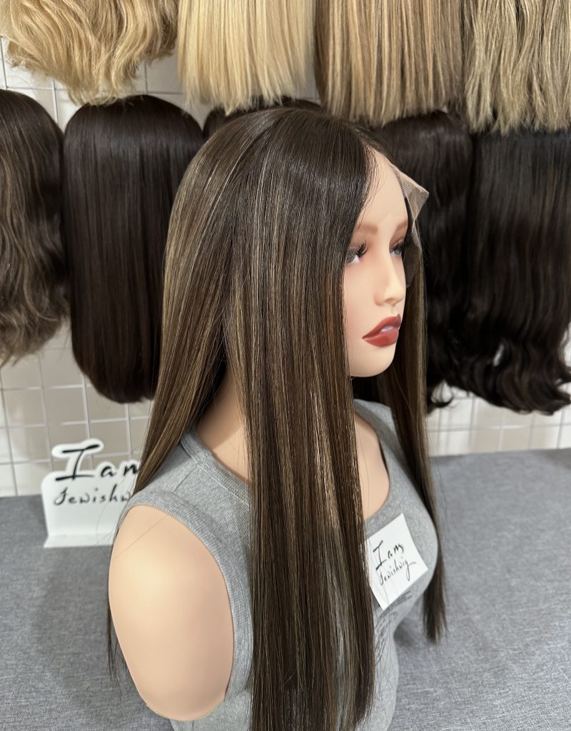 Natuarl Color With Highlights 22inch Sligt Layer HD Lace Top Wig