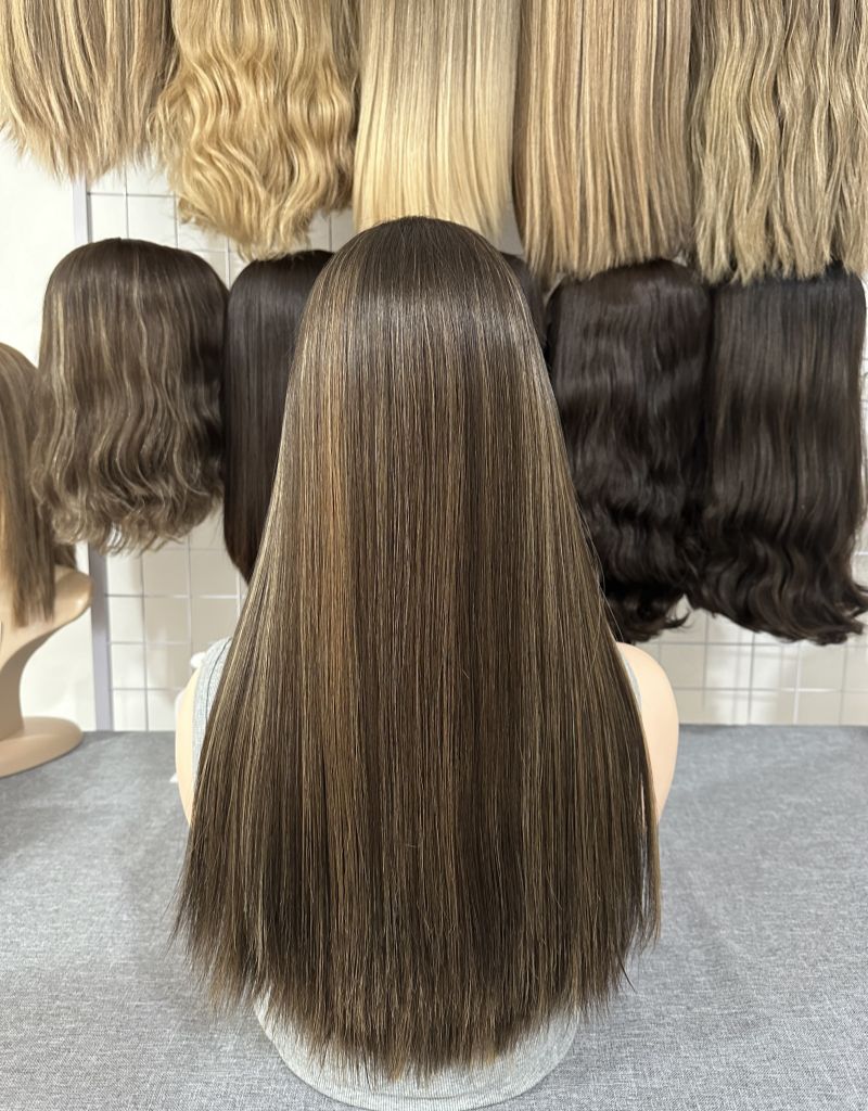 Natuarl Color With Highlights 22inch Sligt Layer HD Lace Top Wig