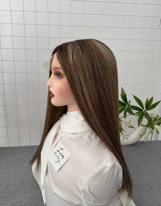Lace Top Wig 20inches Light Layer Natural Straight