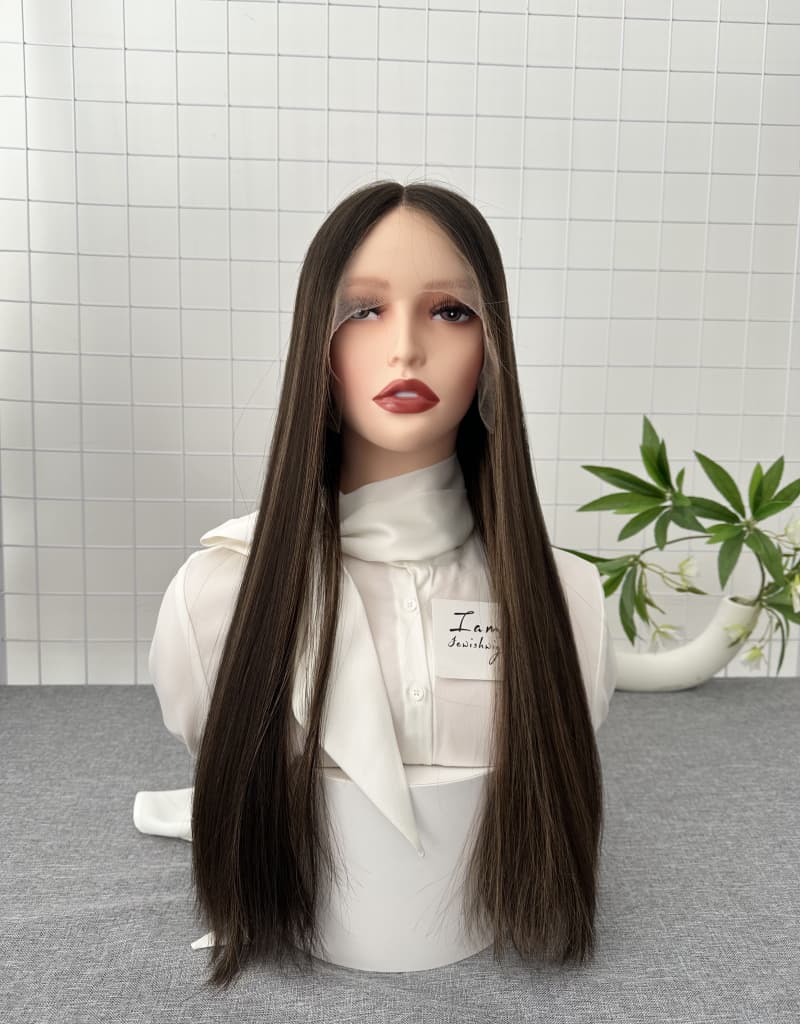 Lace Top Wig 24inches Natural Colorwith Highlight Light Layer Natural Straight