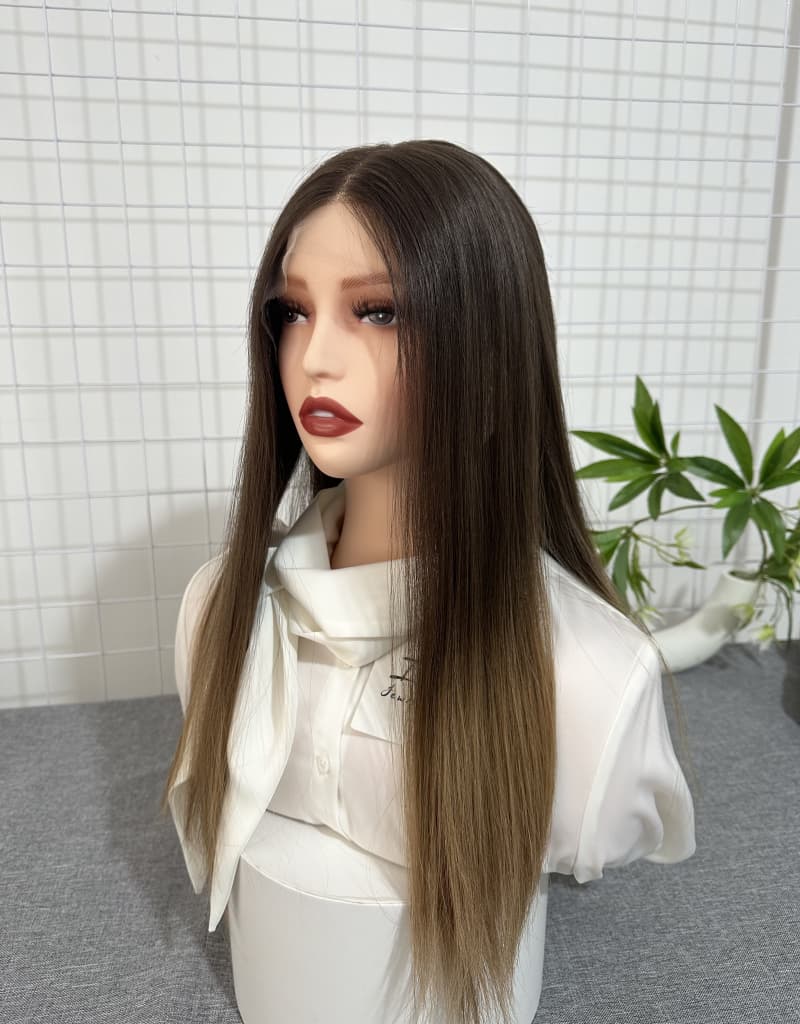 #612 Lace Top Wig 20inches Light Layer Natural Straight