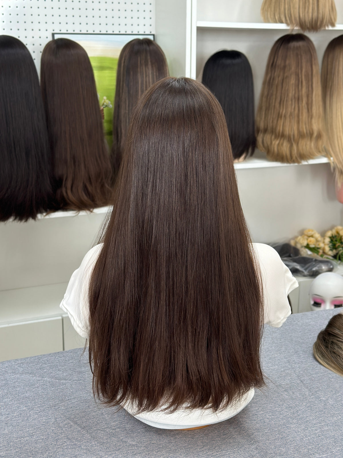 21 Inch Russian Hair Wig – Natural Color #6 | Straight & No Layers | AERIA HAIR