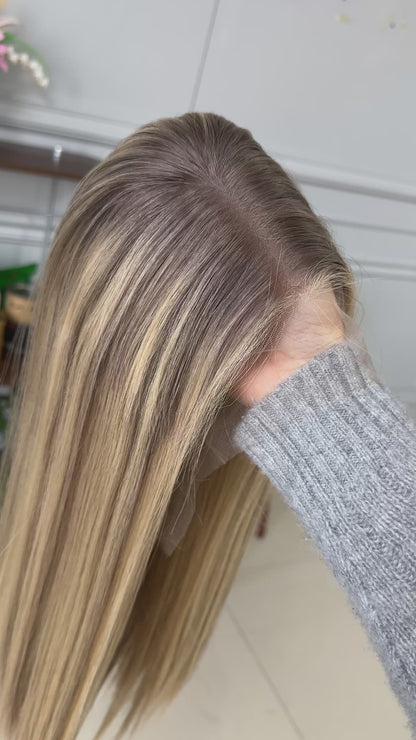 Lace top Wig 20inch Slight layer
