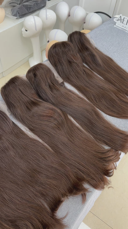 Perruque en cheveux russes de 23 pouces – Couleur naturelle n° 8 | Lisse et sans dégradé | AERIA HAIR