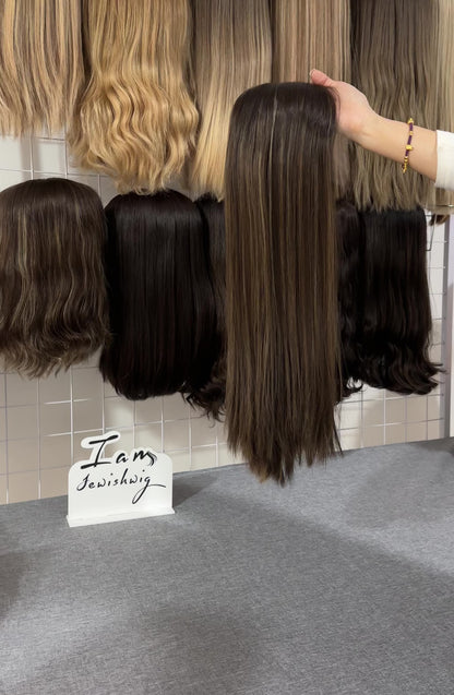 Natuarl Color With Highlights 22inch Sligt Layer HD Lace Top Wig