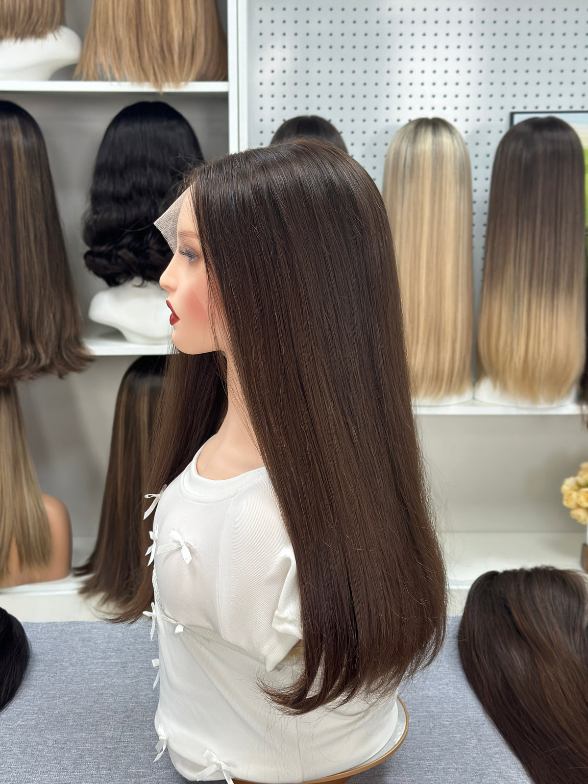 20 Inch Russian Hair Wig – Natural Color #8 | Straight & No Layers | AERIA HAIR